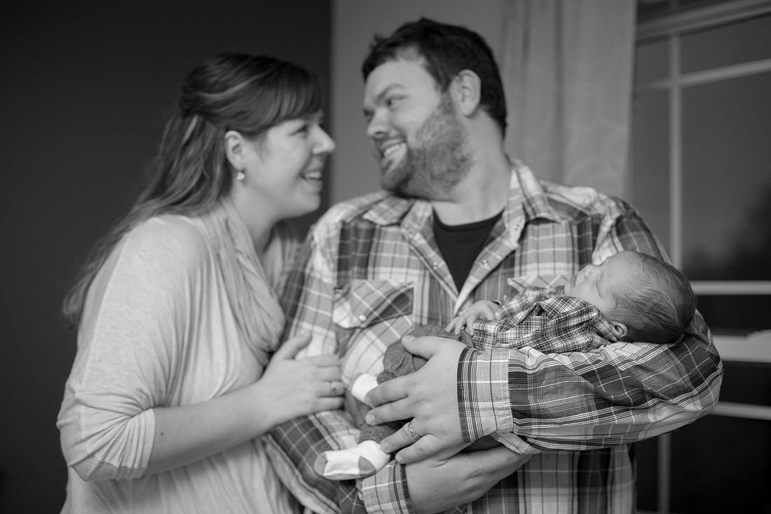 NewPragueNewbornPhotographer_24
