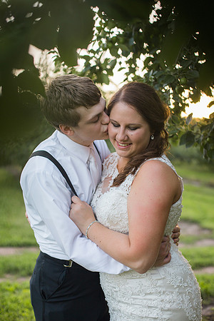 MNHarvestOrchardWeddingPhotographer_89