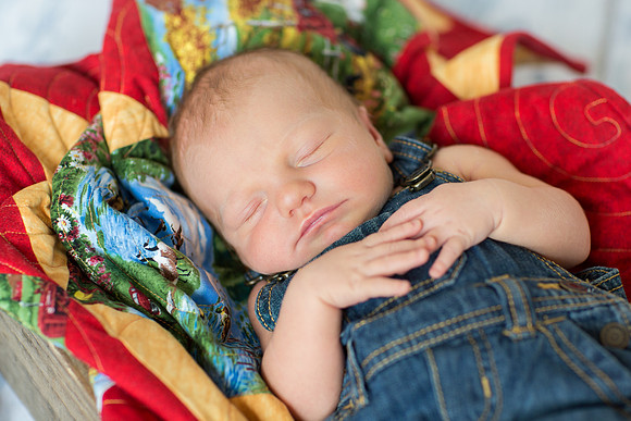 HendersonNewbornPhotographer_13
