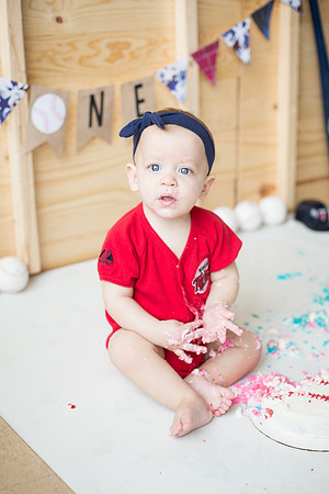 1stBirthdayCakeSmashPhotoSession_23