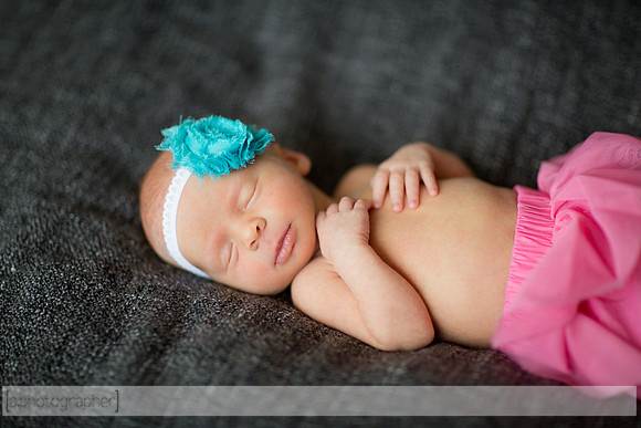 BlakeAndScarlettNewborn_058