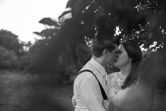 MNHarvestOrchardWeddingPhotographer_88