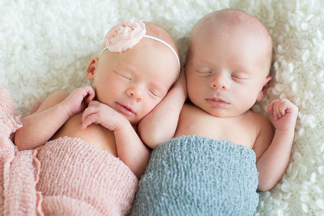 PlymouthNewbornTwinsPhotographer_8