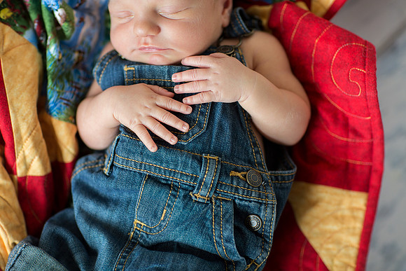 HendersonNewbornPhotographer_14