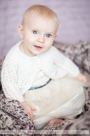 JolieSixMonths_020