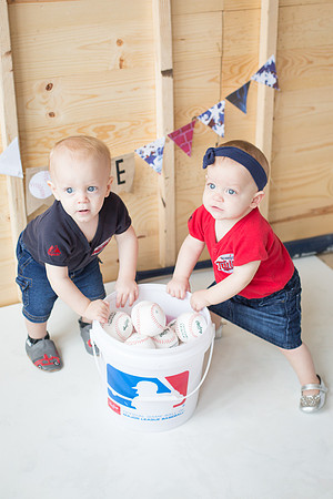 1stBirthdayCakeSmashPhotoSession_15