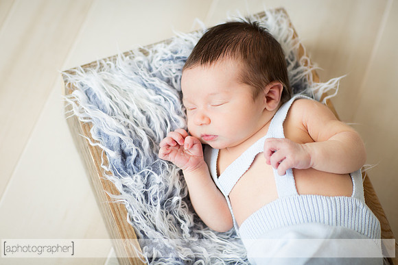 MiloNewborn_070