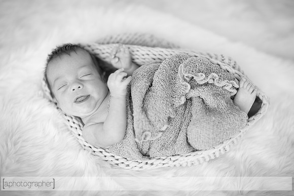 Henry3Month_029-2
