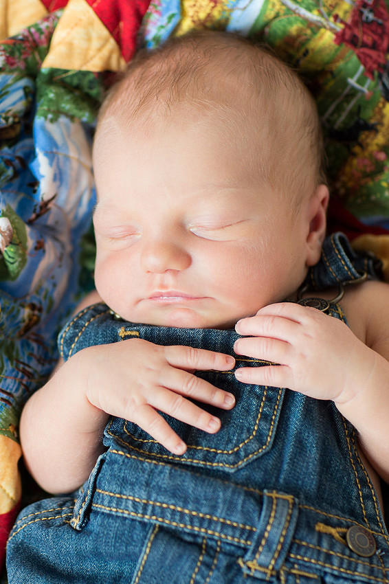 HendersonNewbornPhotographer_15