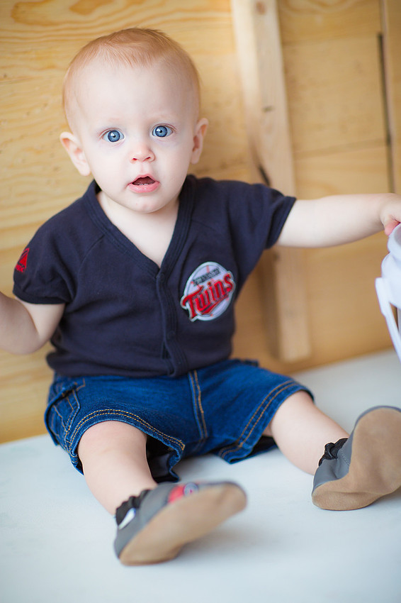 1stBirthdayCakeSmashPhotoSession_12