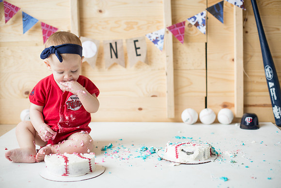 1stBirthdayCakeSmashPhotoSession_25