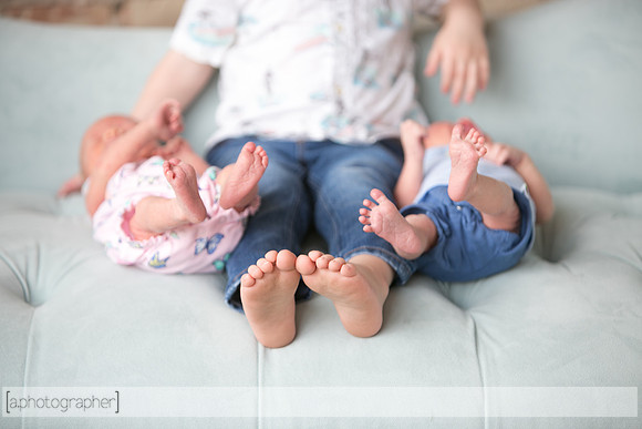 BlakeAndScarlettNewborn_012