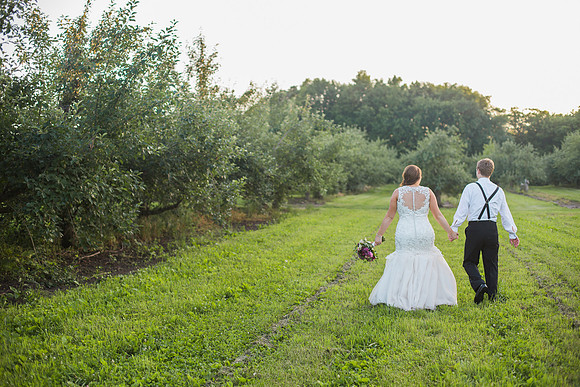 MNHarvestOrchardWeddingPhotographer_87