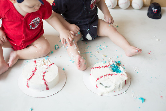 1stBirthdayCakeSmashPhotoSession_18