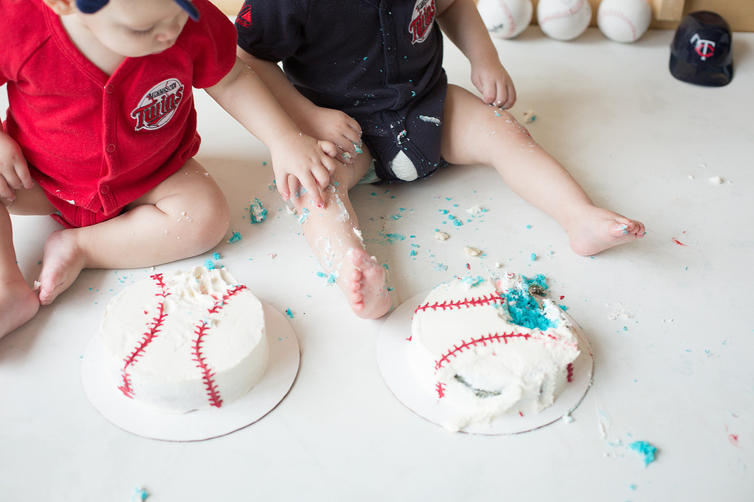 1stBirthdayCakeSmashPhotoSession_18