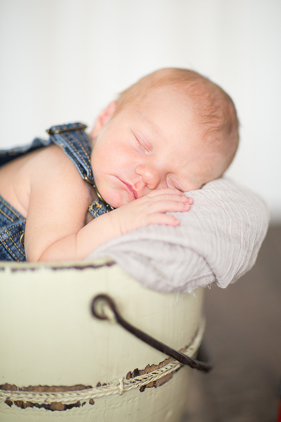 HendersonNewbornPhotographer_9