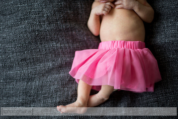 BlakeAndScarlettNewborn_054