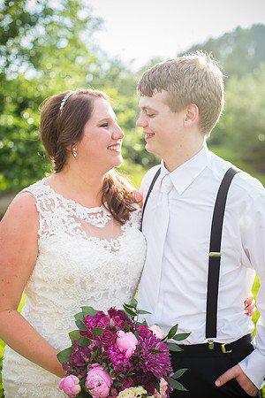 MNHarvestOrchardWeddingPhotographer_71