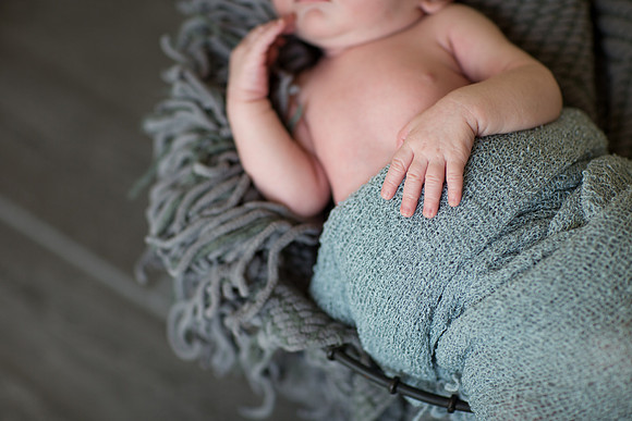 RochesterMN_NewbornPhotographer_4