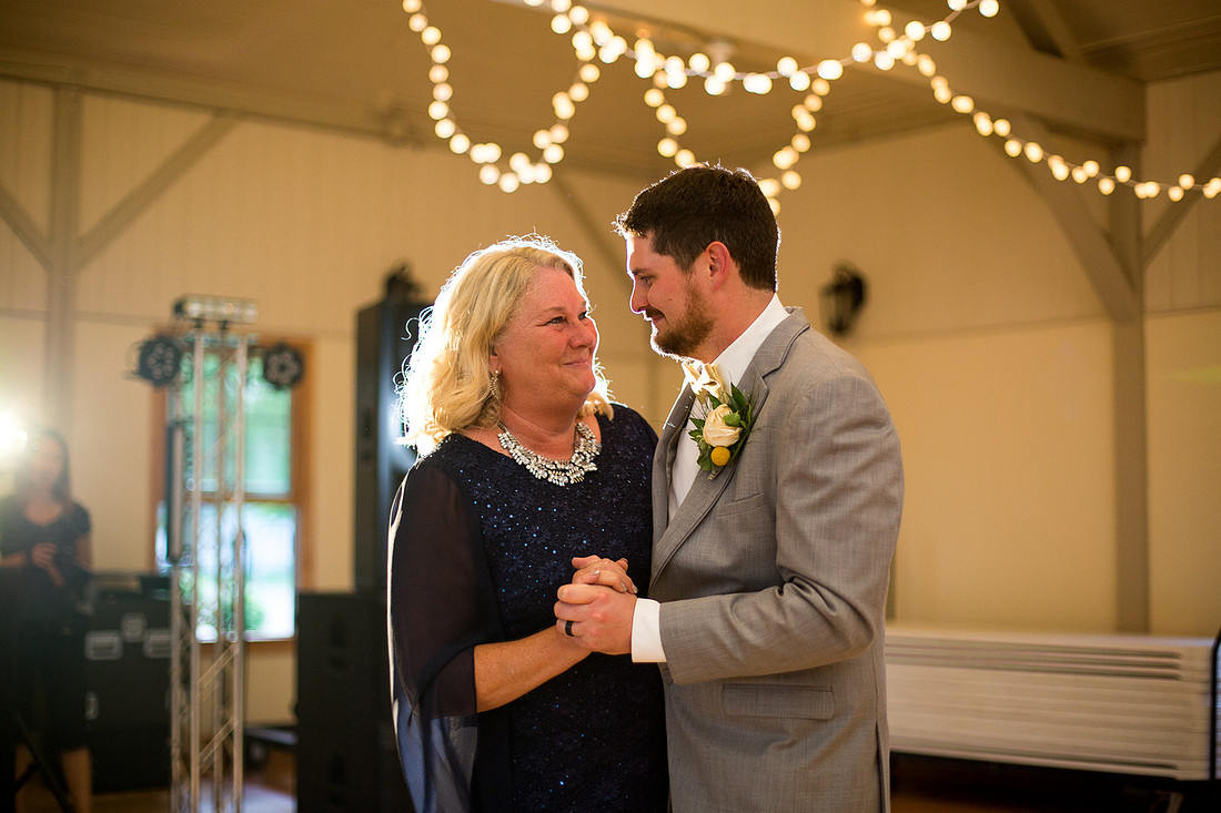 NYA_MN_WeddingPhotographer_114