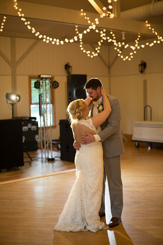 NYA_MN_WeddingPhotographer_106