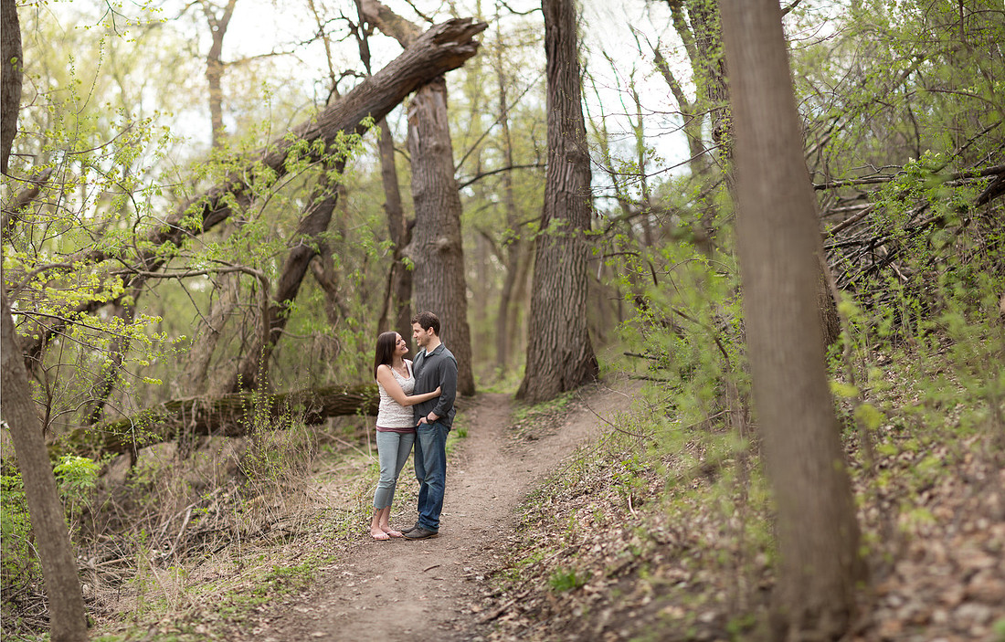 BloomingtonEngagementPhotographer_17