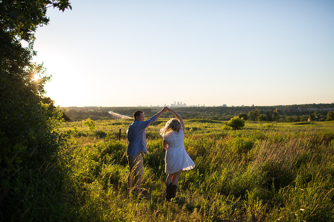 MinneapolisMN_EngagementPhotographer_12