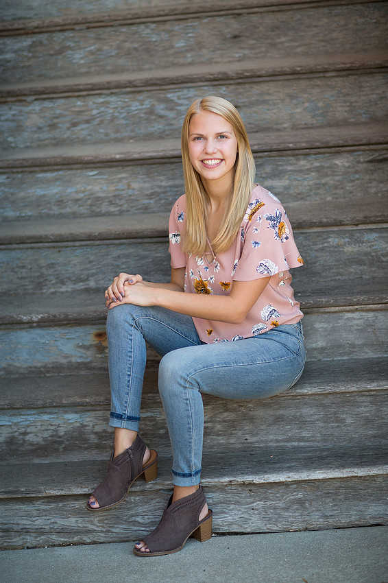 ChaskaMN_SeniorPhotographer_11