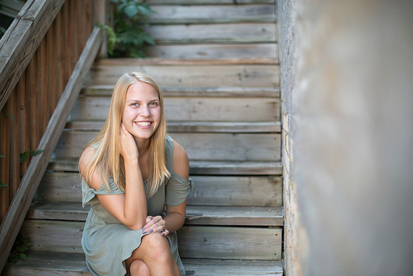 ChaskaMN_SeniorPhotographer_4