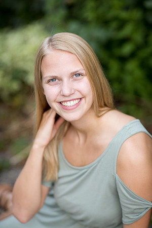 ChaskaMN_SeniorPhotographer_3