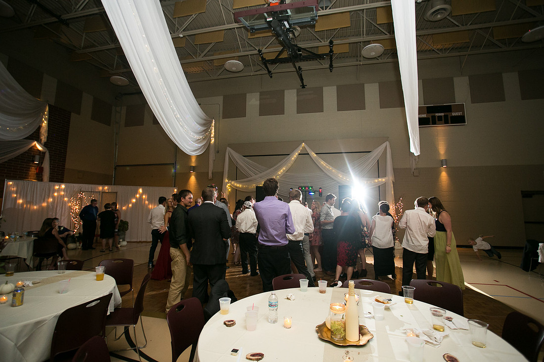 WaconiaMN_WeddingPhotographer_93