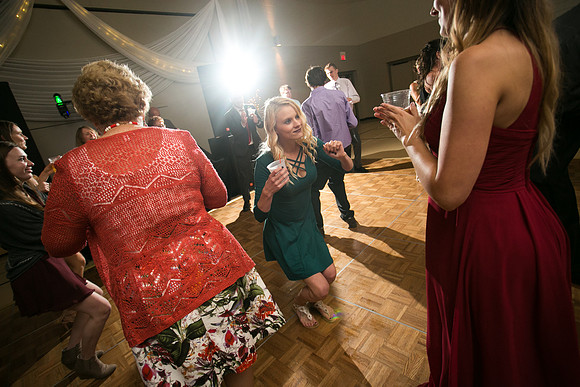 WaconiaMN_WeddingPhotographer_91