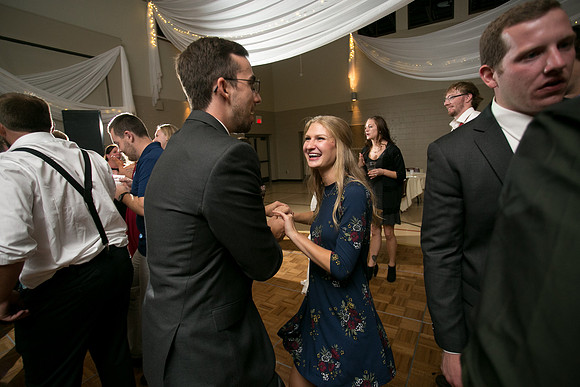 WaconiaMN_WeddingPhotographer_92