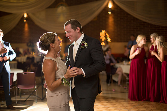 WaconiaMN_WeddingPhotographer_89