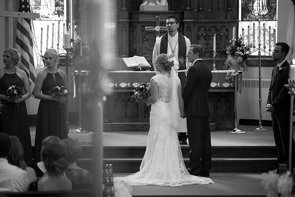 WaconiaMN_WeddingPhotographer_58