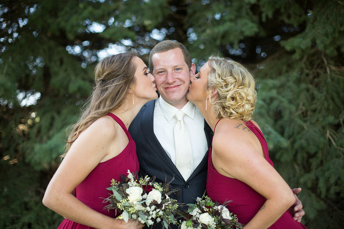 WaconiaMN_WeddingPhotographer_34