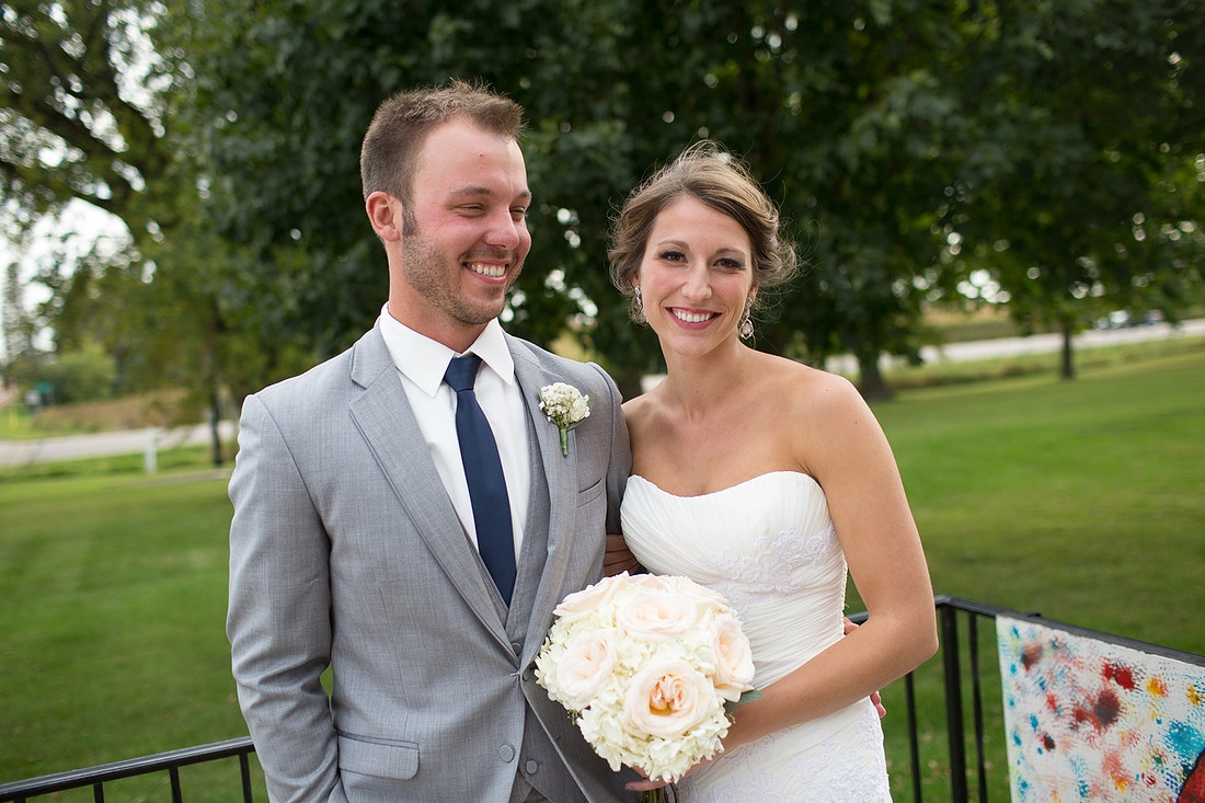 WaconiaMN_WeddingPhotographer_66