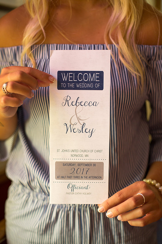 WaconiaMN_WeddingPhotographer_55