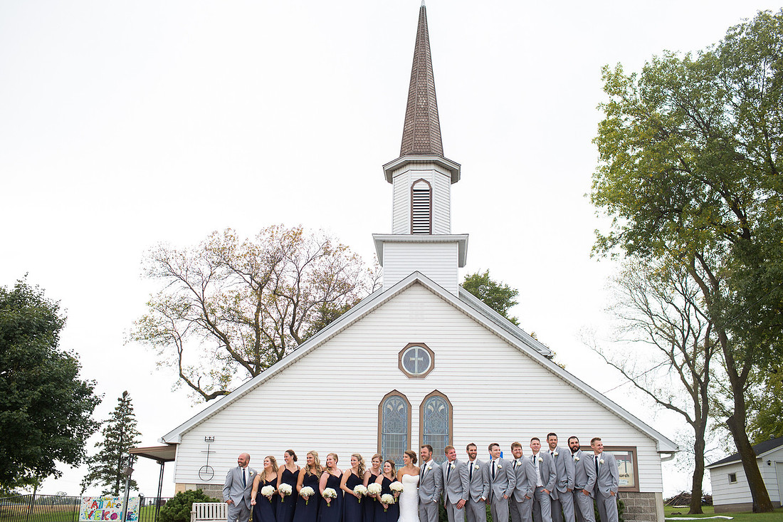 WaconiaMN_WeddingPhotographer_51