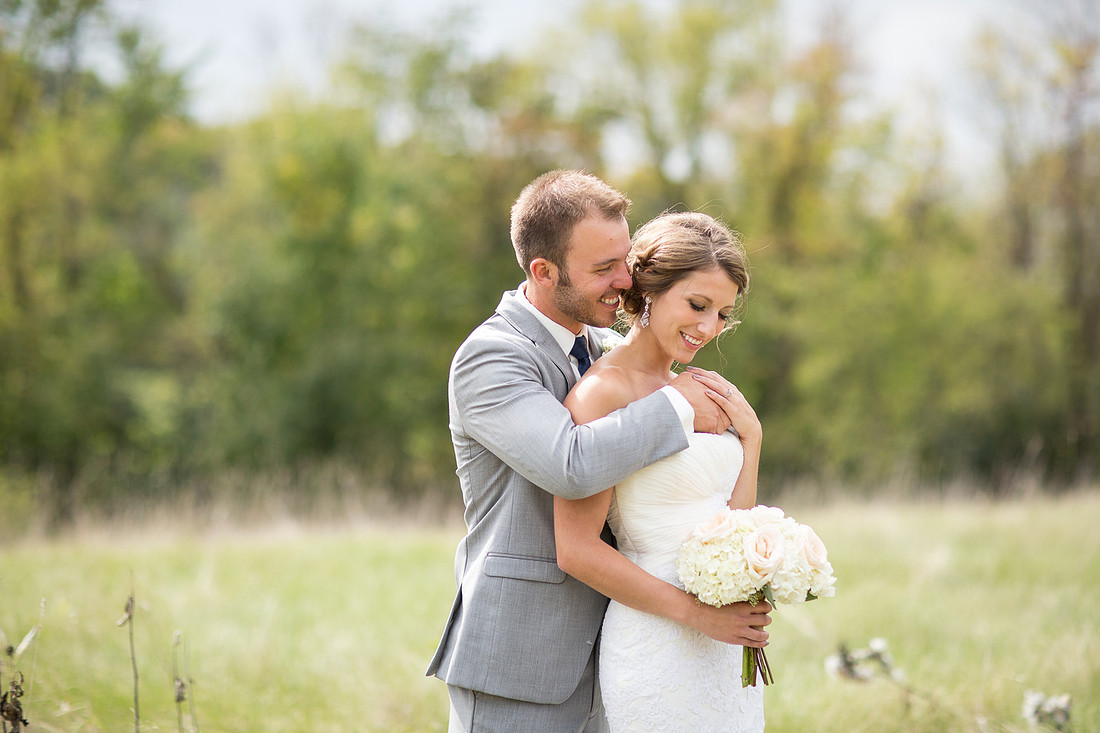WaconiaMN_WeddingPhotographer_44