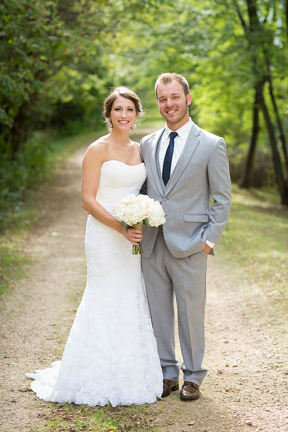 WaconiaMN_WeddingPhotographer_16