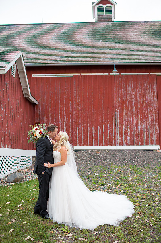 MNBride_WeddingPhotographer_56