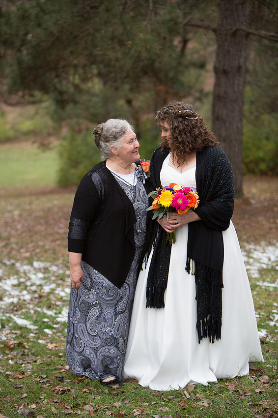 MinneapolisIntimateWeddingPhotographer_32