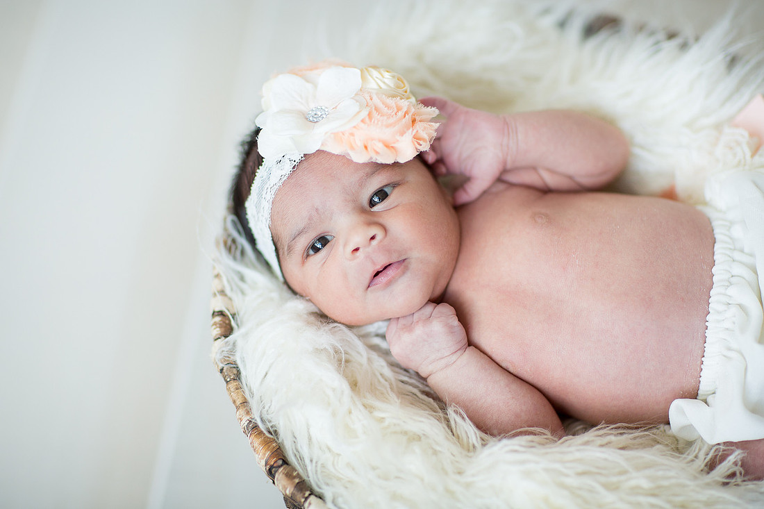 SWMetroMinneapolisNewbornPhotographer__13
