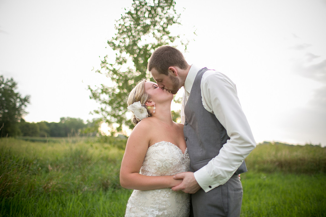 WaconiaWeddingPhotographer_51