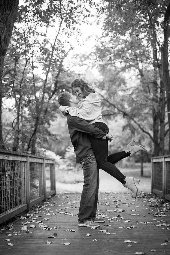 MankatoMNEngagementPhotographer_21