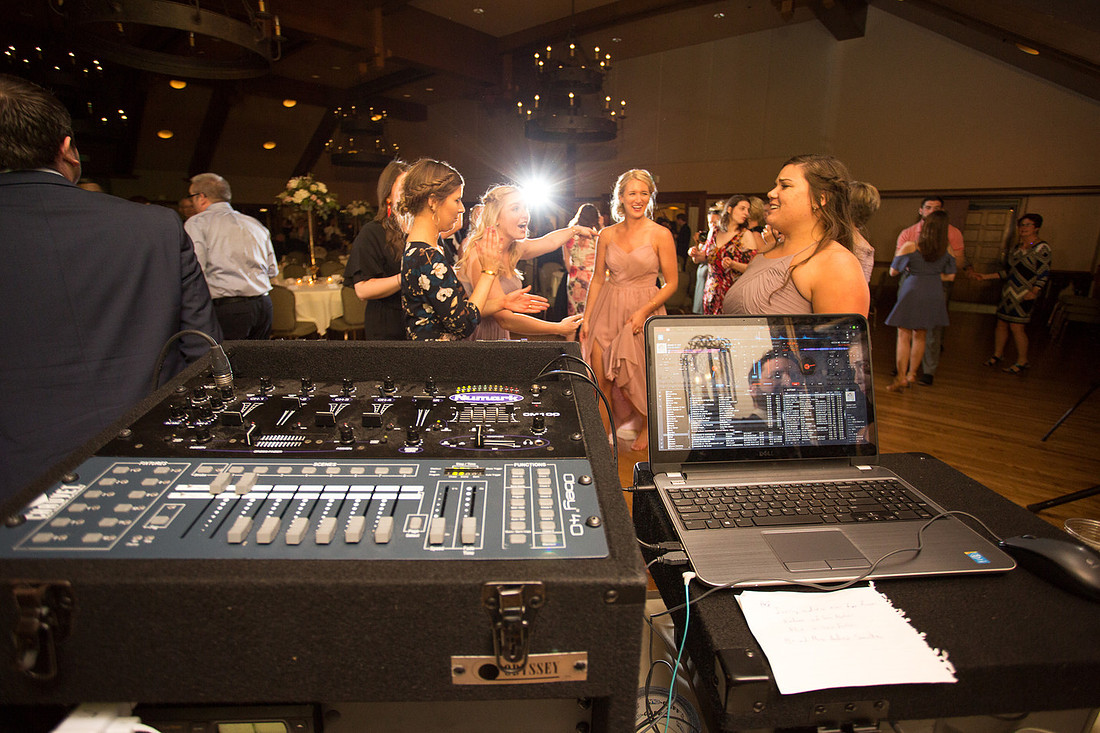MinneapolisMN_WeddingPhotographer_118