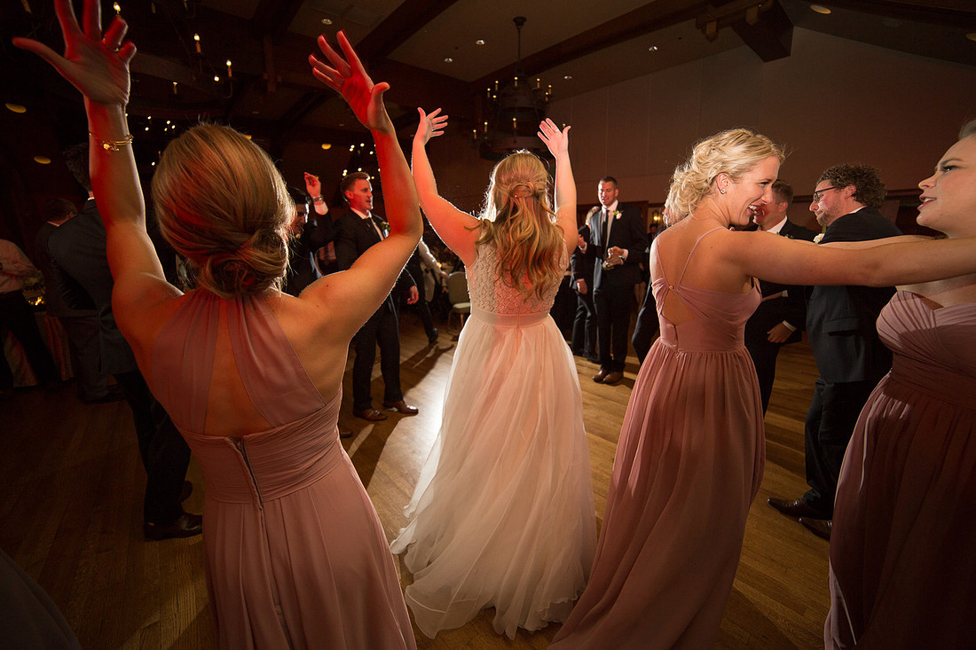MinneapolisMN_WeddingPhotographer_112
