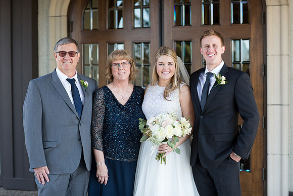 MinneapolisMN_WeddingPhotographer_57