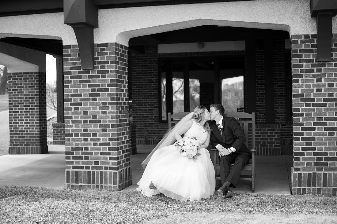 MinneapolisMN_WeddingPhotographer_45
